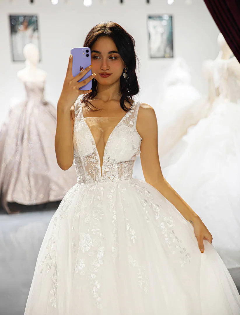 White Appliques Tulle Prom Dress A-Line Princess Deep V-Neck Ballgown