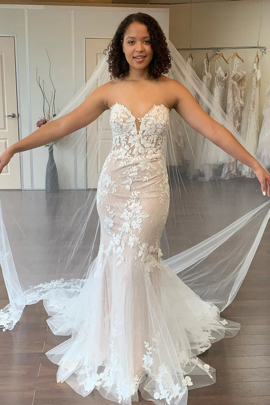 Ivory Mermaid Sweetheart Long Wedding Dress with Lace