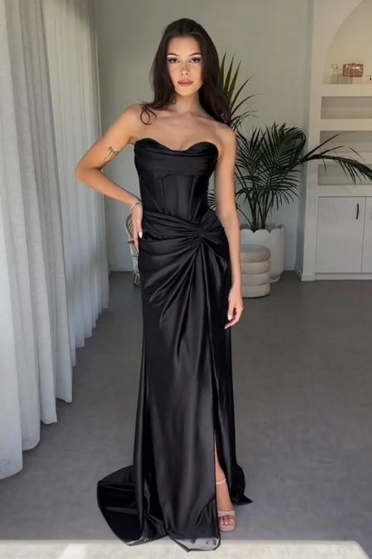 Ruched Black Sweetheart Satin Long Prom Dress with Slit