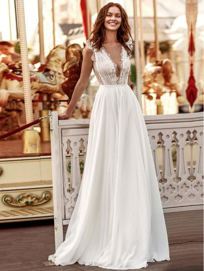 White Simple Wedding Dress A-Line Court Train V-Neckline Sleeveless Chiffon Lace Bridal Dresses