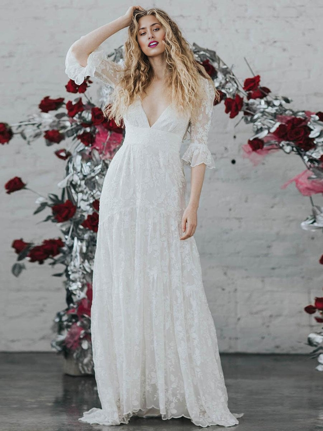 Ivory Boho Wedding Dress Lace A-Line With Train Backless Half Sleeves V-Neck Bridal Dresses