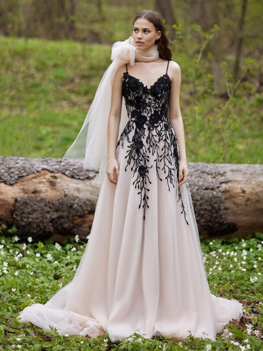 A-Line Princess Wedding Dresses Lace A-Line Sleeveless Natural Waist Lace Sweep Bridal Dress