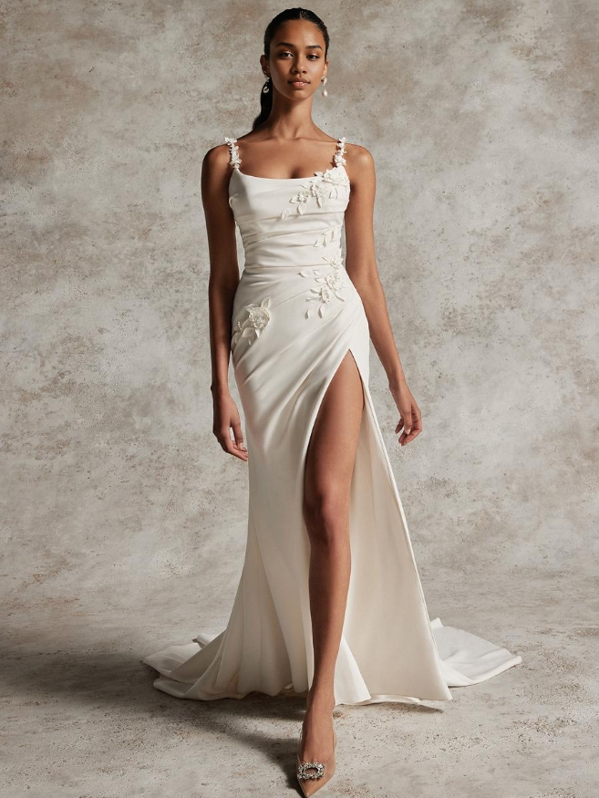 Simple Wedding Dress Mermaid Jewel Neck Sleeveless Applique Bridal Gowns With Slit