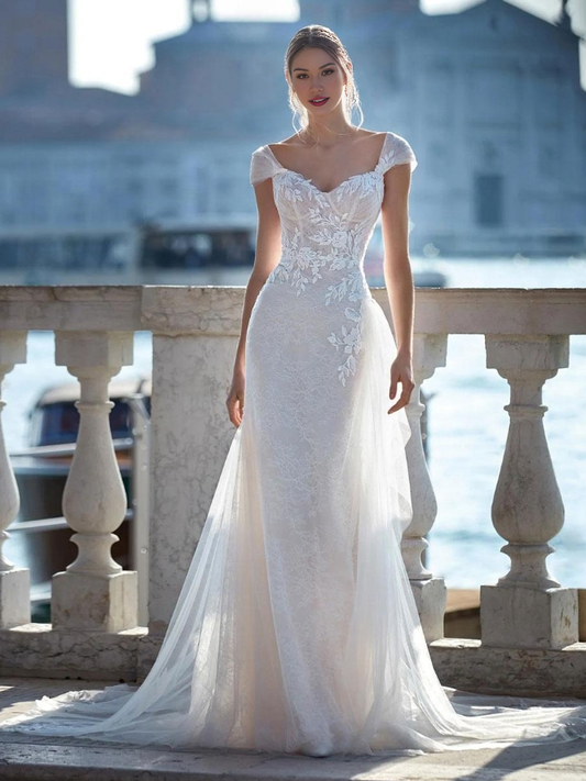 A-Line Wedding Dresses With Train Sleeveless Lace Sweetheart Neck Bridal Mermaid Dress