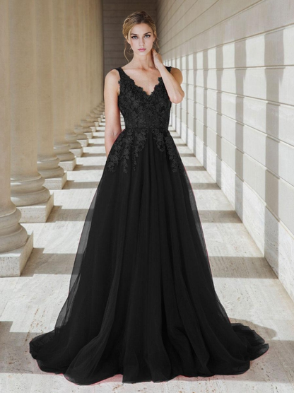 Black Gothic Wedding Dresses Lace A-Line Sleeveless Floor-Length Bridal Gown