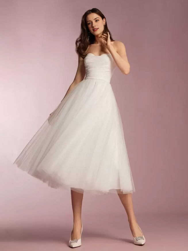 A-Line Short Wedding Dress Strapless Sleeveless Short Tea-Length Bridal Gowns