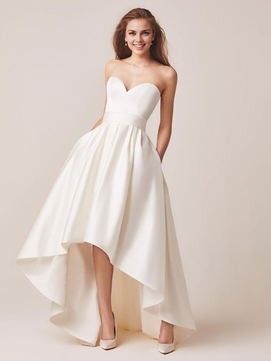 Ivory Two-piece Wedding Dress Satin Sweetheart Neck A-Line With Train Sleeveless Bridal Dress