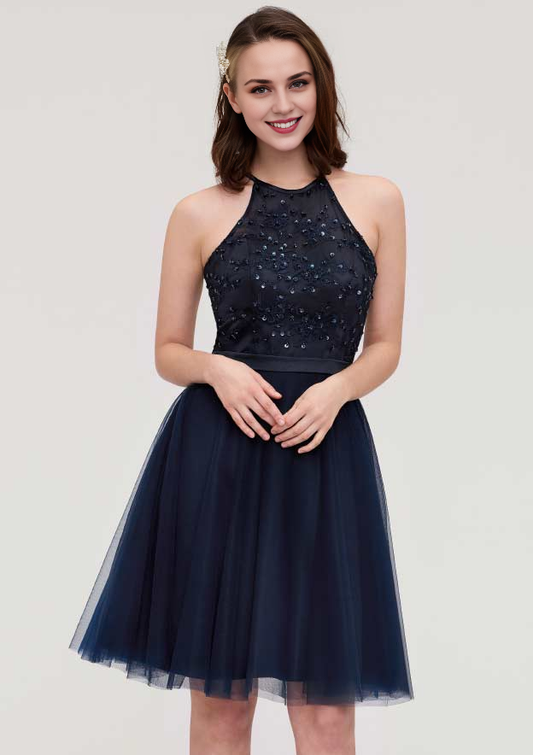 A-line Halter Sleeveless Knee-Length Tulle Bridesmaid Dress Cocktail Dresses With Sequins Appliqued Sashes