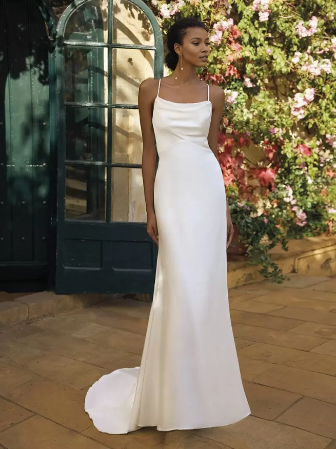 Simple Wedding Dress Satin Square Neck Sleeveless Mermaid Bridal Dresses With Sweep Train