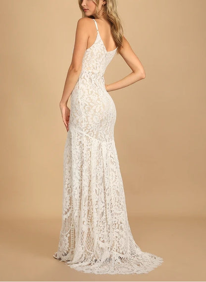 V-Neck White Lace Maxi Dress Spaghetti Strap Chapel Train Wedding Dress