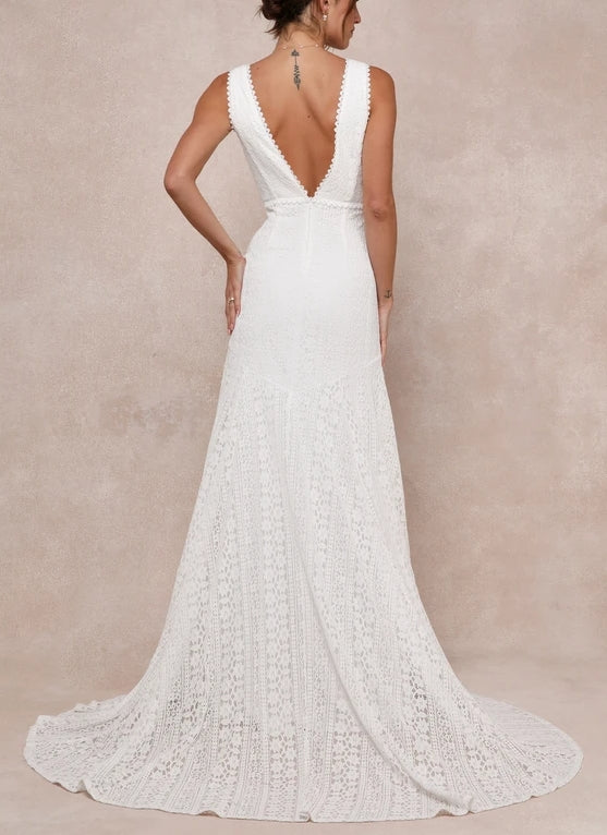 Deep V-Neck Ivory Lace Sleeveless Backless Trumpet Maxi Dress Chapel Train Wedding Dress