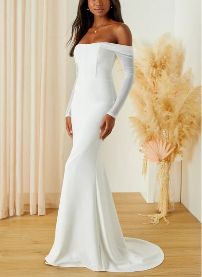 White Bustier Off-the-Shoulder Bride Gown Chapel Train Wedding Dress