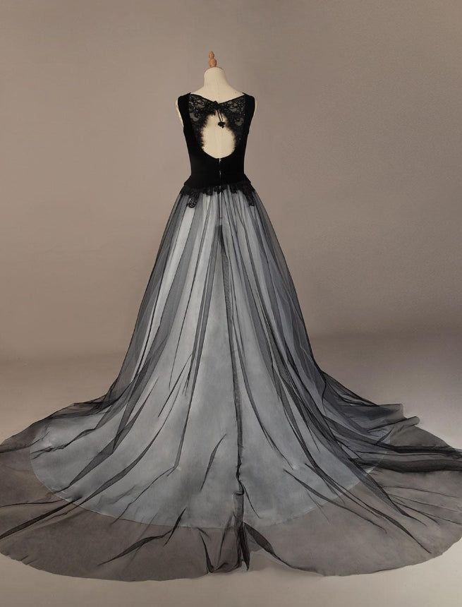 Gothic Black Wedding Dresses A-Line Square Neckline Sleeveless Lace Tulle Velour Floor-Length Bridal Dress