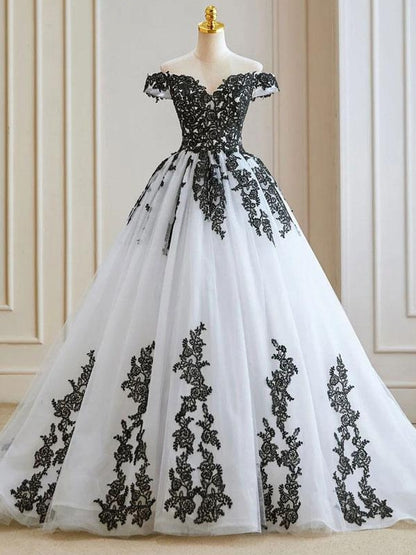 Black And White Wedding Dresses A-Line Short Sleeves Lace Tulle Floor-Length Bridal Gown