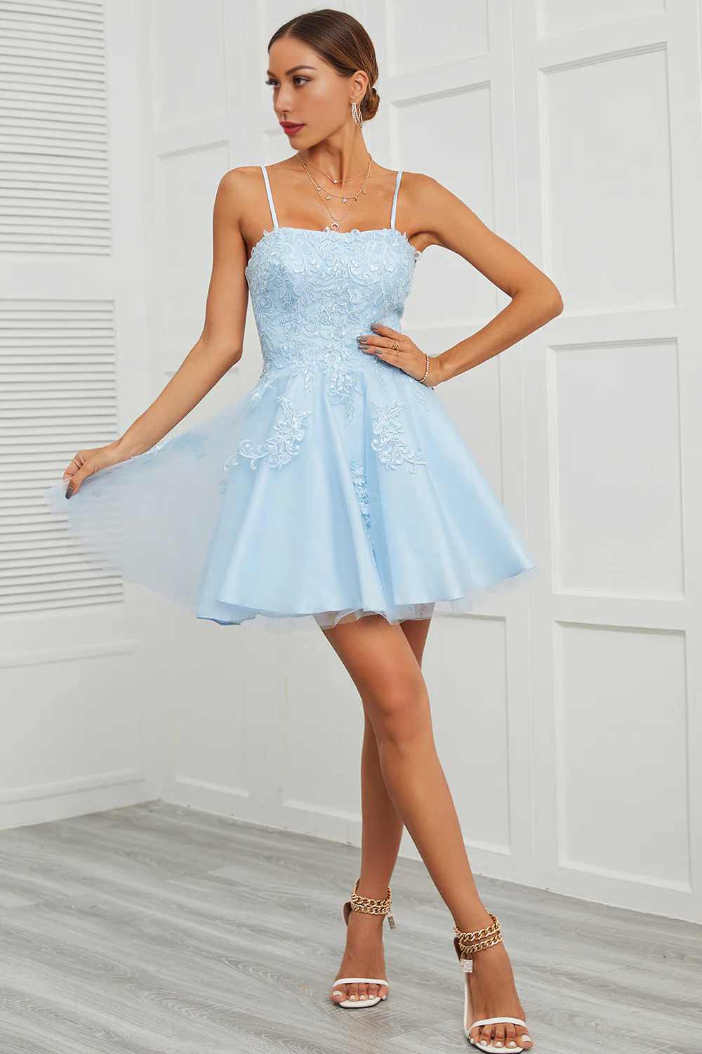 A-Line Light Blue Tulle Short Prom Dress with Appliques