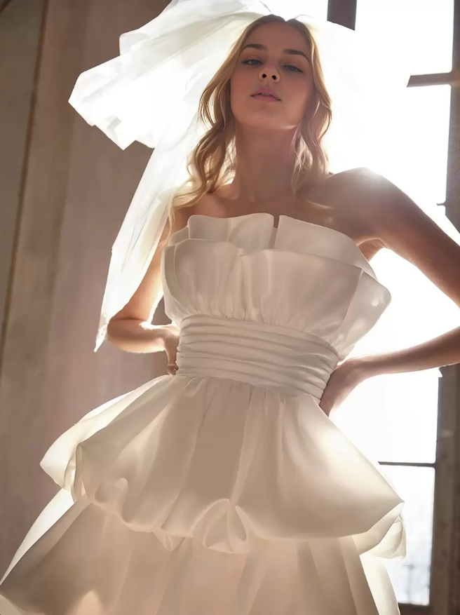 Short Wedding Dress Strapless Sleeveless Cute A-Line Short Short Bridal Dress