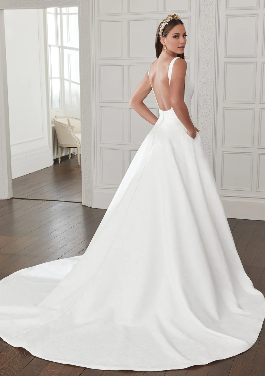 Backless Square Neck Court Train Wedding Dresses