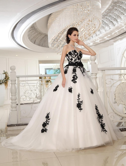 Black And White Wedding Dresses Strapless Lace Sash Beaded Ball Gown Bridal Dress