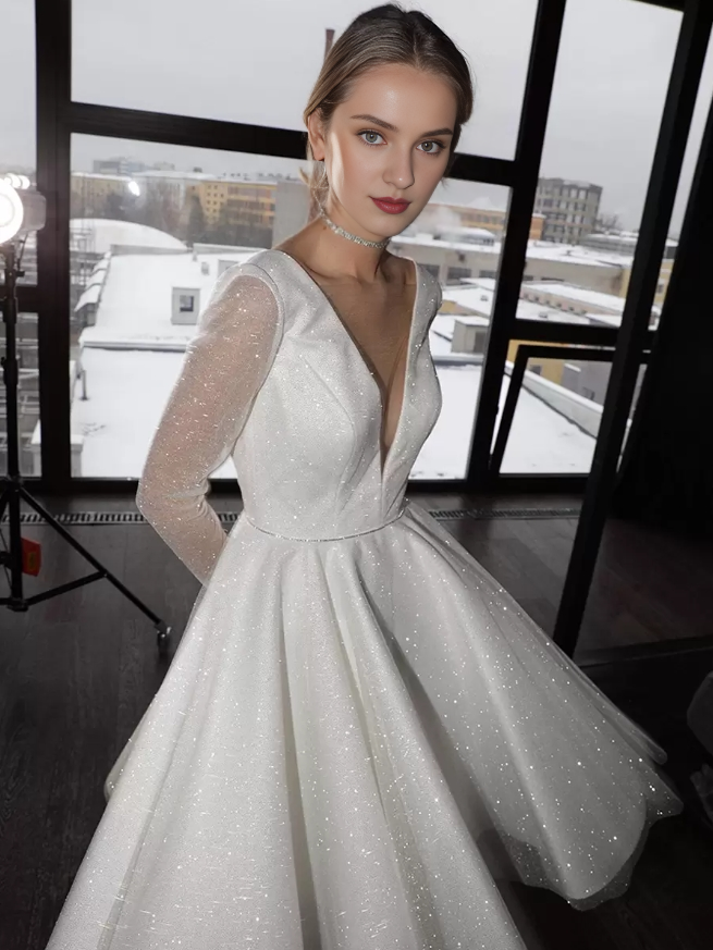 A-Line Short Wedding Dress V-Neck Long Sleeves Short Knee-Length Bridal Gowns