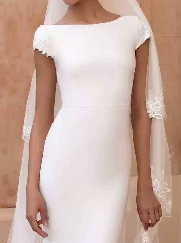 Mermaid Wedding Dress Jewel Neck Short Sleeves Lace With Train Bridal Gowns