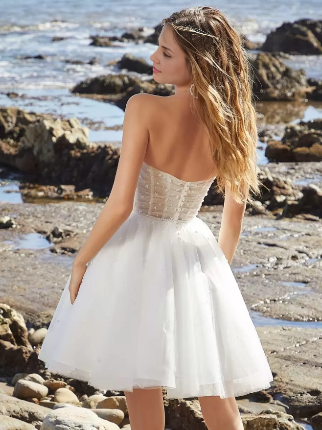 Cute A-Line Short Wedding Dresses Strapless Sleeveless Short Bridal Gowns Homecoming Dress