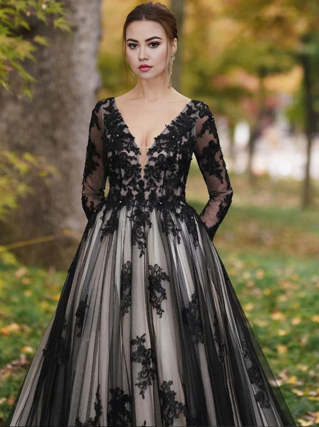 Black Wedding Dresses Lace A-Line Long Sleeves Backless Floor-Length Bridal Gown Court Train Dresses