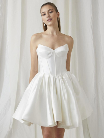 Short A-Line Wedding Dress Short Sweetheart Neck Sleeveless Natural Waist Lace Bridal Gowns