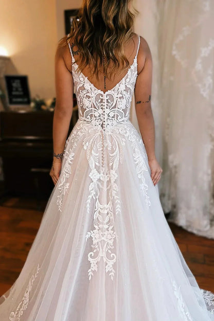 Gorgeous A-Line Cold Sleeves Tulle Lace Beach Wedding Dresses Sweep Train Dresses With Slit