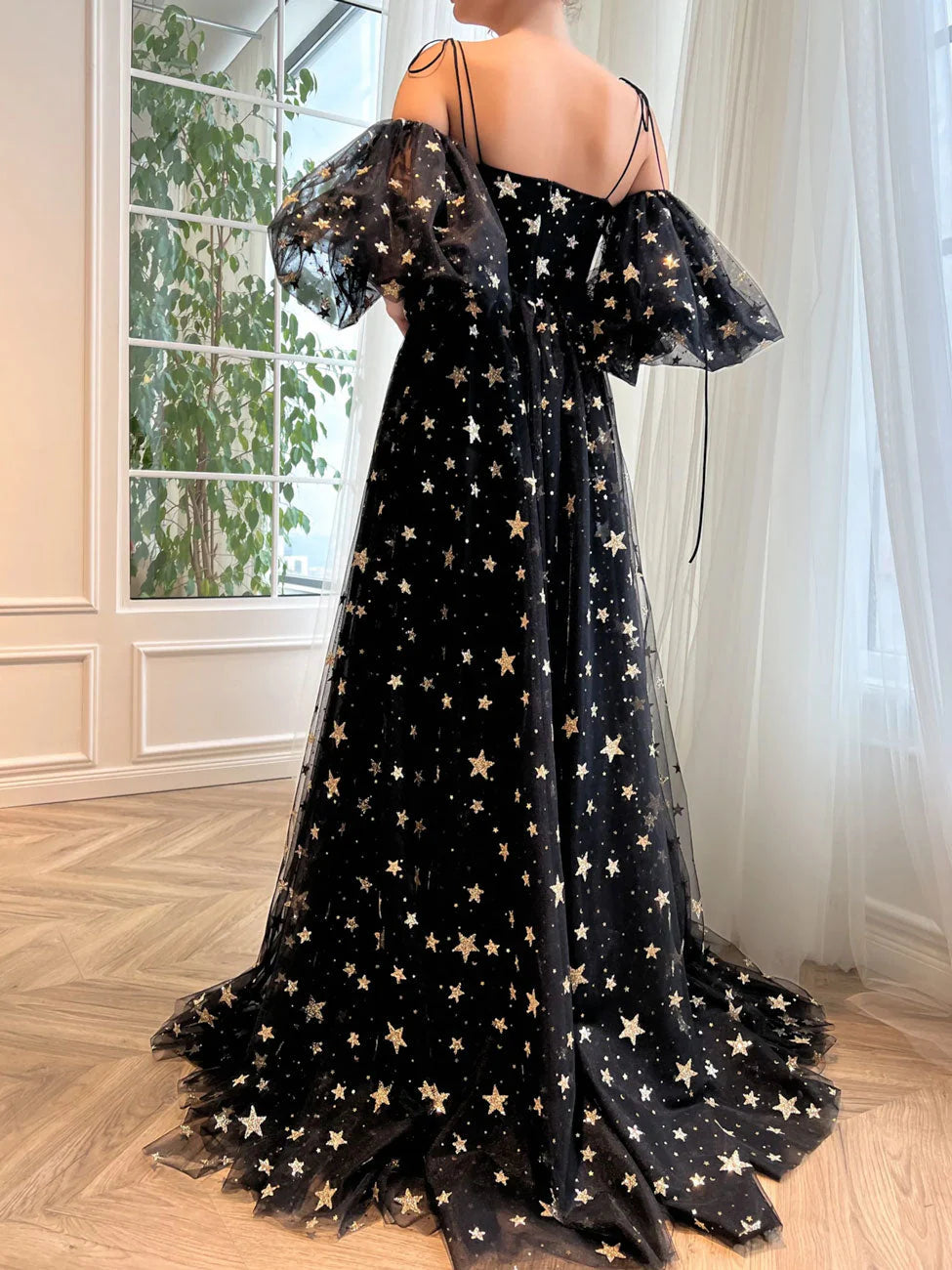 A-Line Puff Sleeves Tulle Black Long Prom Dress Formal Dress