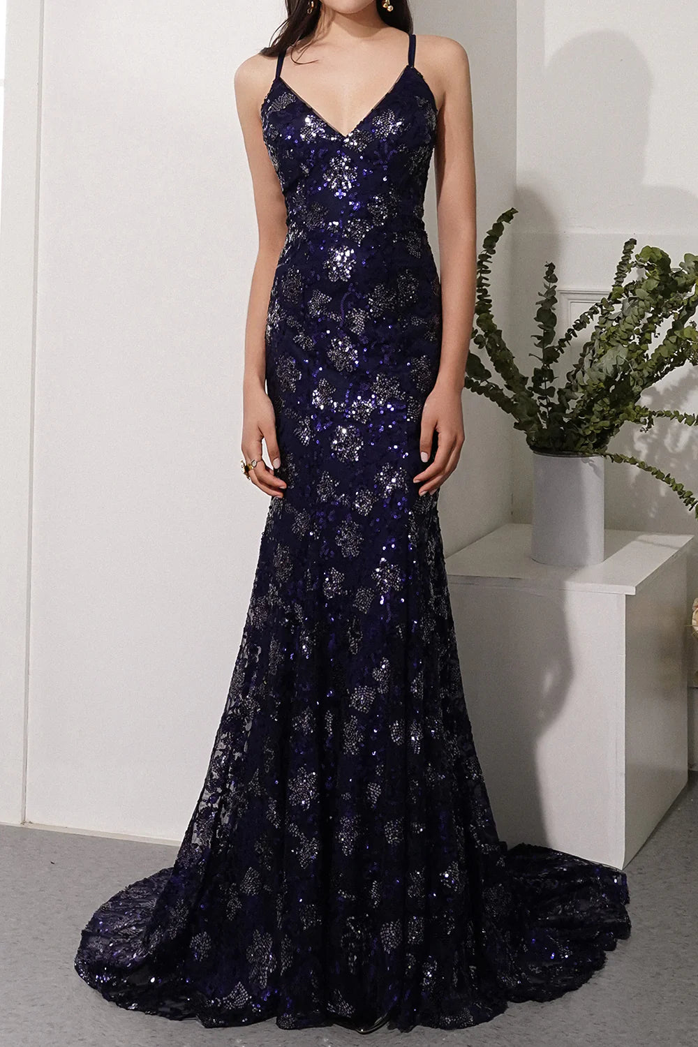 Mermaid V-Neck Evening Dress with Beading Sequins