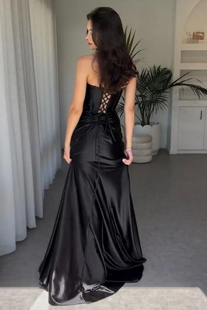 Ruched Black Sweetheart Satin Long Prom Dress with Slit