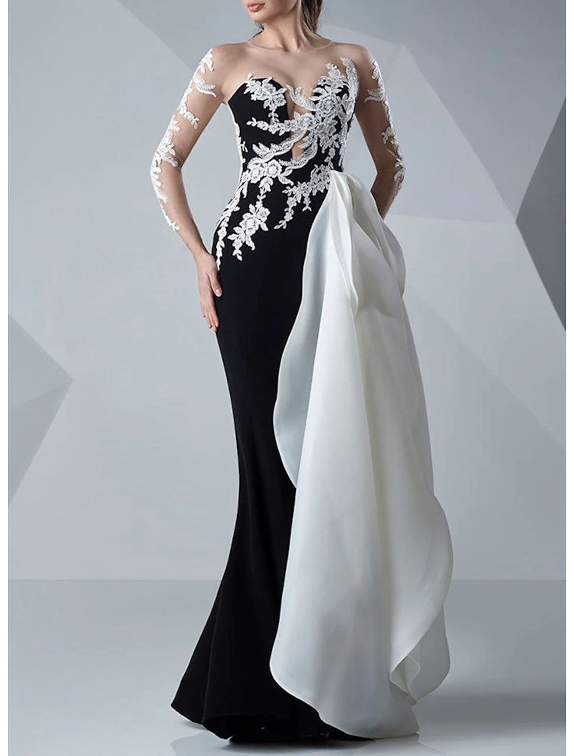 Mermaid / Trumpet Evening Gown Wedding Guest Floor Length Long Sleeve Jewel Neck Satin with Appliques