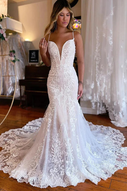 Charming Mermaid Lace Wedding Dresses with Appliques