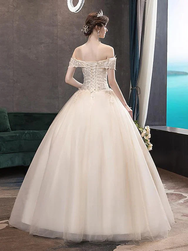 Princess Ball Gown Wedding Dresses Off Shoulder Floor Length Lace Tulle Sequined Short Sleeve Formal Romantic Luxurious Sparkle & Shine with Pleats Appliques