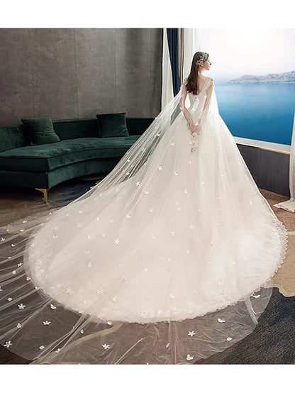 Princess Ball Gown Wedding Dresses Jewel Neck Chapel Train Lace Tulle Sleeveless Formal Luxurious with Appliques