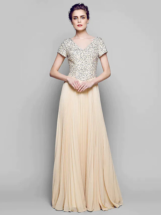 A-Line Mother of the Bride Dress Sparkle & Shine Bateau Neck Floor Length Chiffon Tulle Sequined Short Sleeve with Sequin