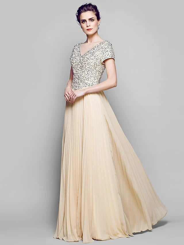 A-Line Mother of the Bride Dress Sparkle & Shine Bateau Neck Floor Length Chiffon Tulle Sequined Short Sleeve with Sequin