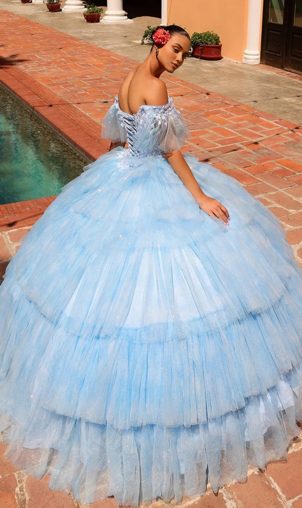 Quyihu Quinceanera Dress Long Layered Off The Shoulder Ball Gown With Sweetheart Neckline Formal Wear Dresses