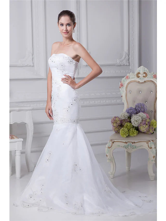 Wedding Dresses Strapless Chapel Train Organza Satin Strapless with Beading EmbroideryWedding Dresses Strapless Chapel Train Organza Satin Strapless with Beading Embroidery