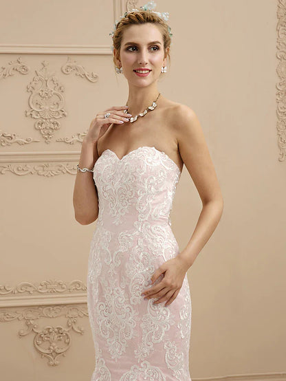 Wedding Dresses Sweetheart Neckline Court Train Lace Strapless Sexy Illusion Detail with Appliques