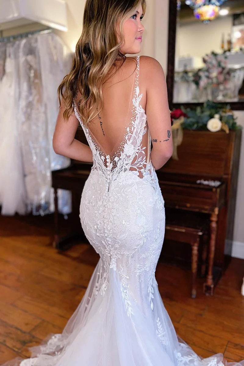 White V-Neck Mermaid Long Lace Wedding Dress Sweep/Brush Train Dresses