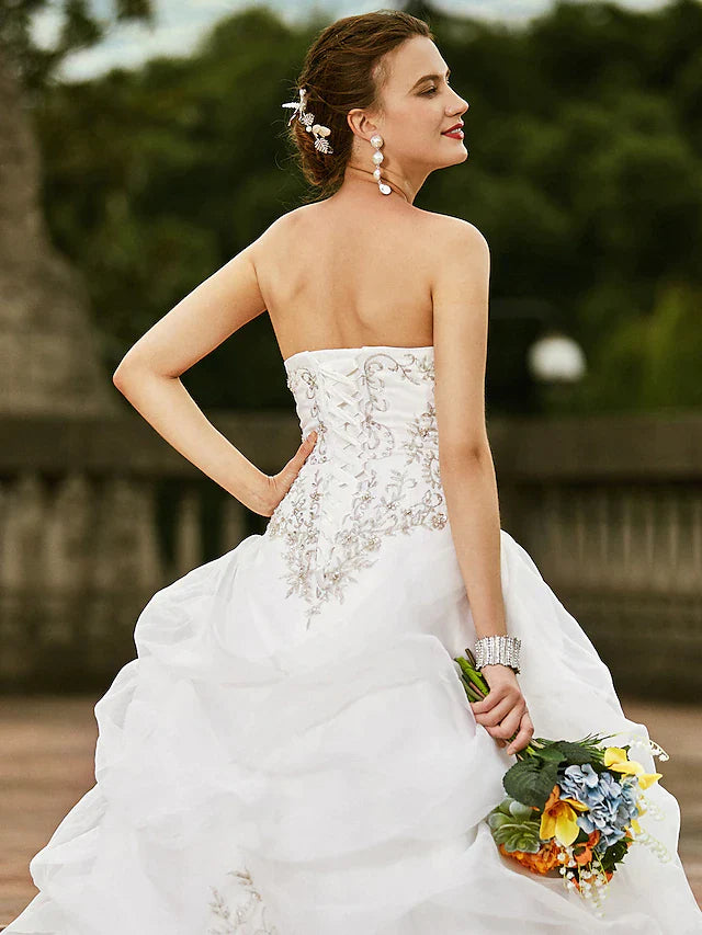 Ball Gown Wedding Dresses Strapless Court Train Organza Strapless Country Romantic Plus Size with Pick Up Skirt Embroidery