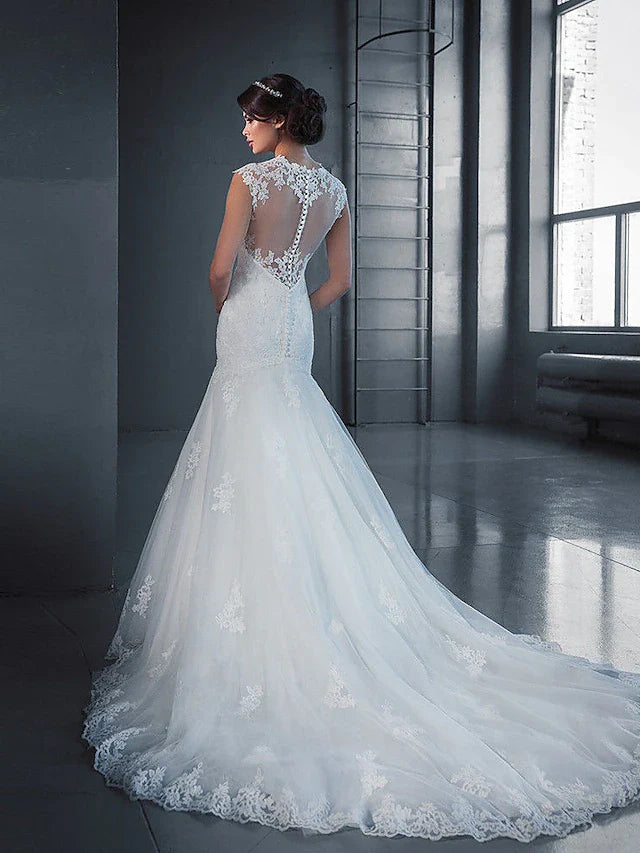 Wedding Dresses Jewel Neck Court Train Lace Tulle Sleeveless Formal with Appliques