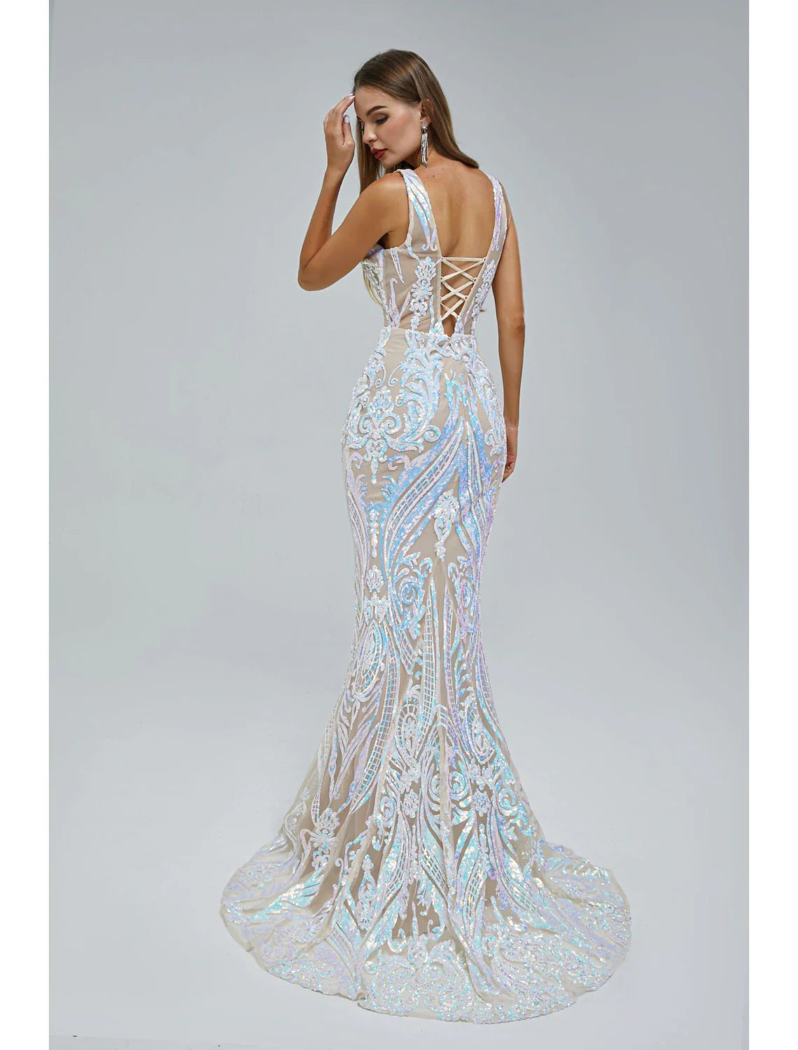 Mermaid / Trumpet Evening Gown Sparkle & Shine Dress Wedding Guest Engagement Court Train Sleeveless V Neck Sequined with Sequin