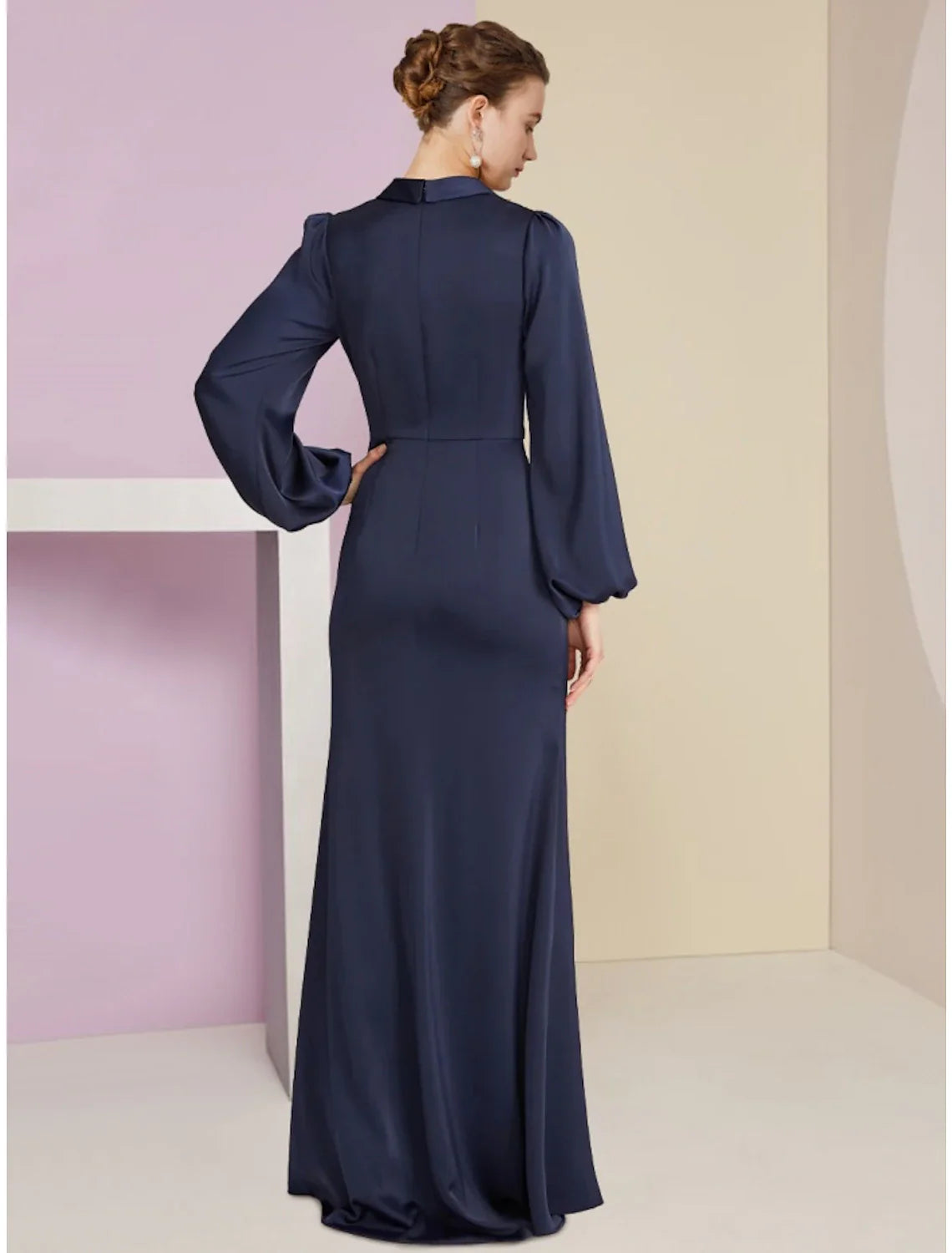 Sheath / Column Mother of the Bride Dress Wedding Guest Elegant V Neck Floor Length Stretch Satin Long Sleeve with Split Front Ruching