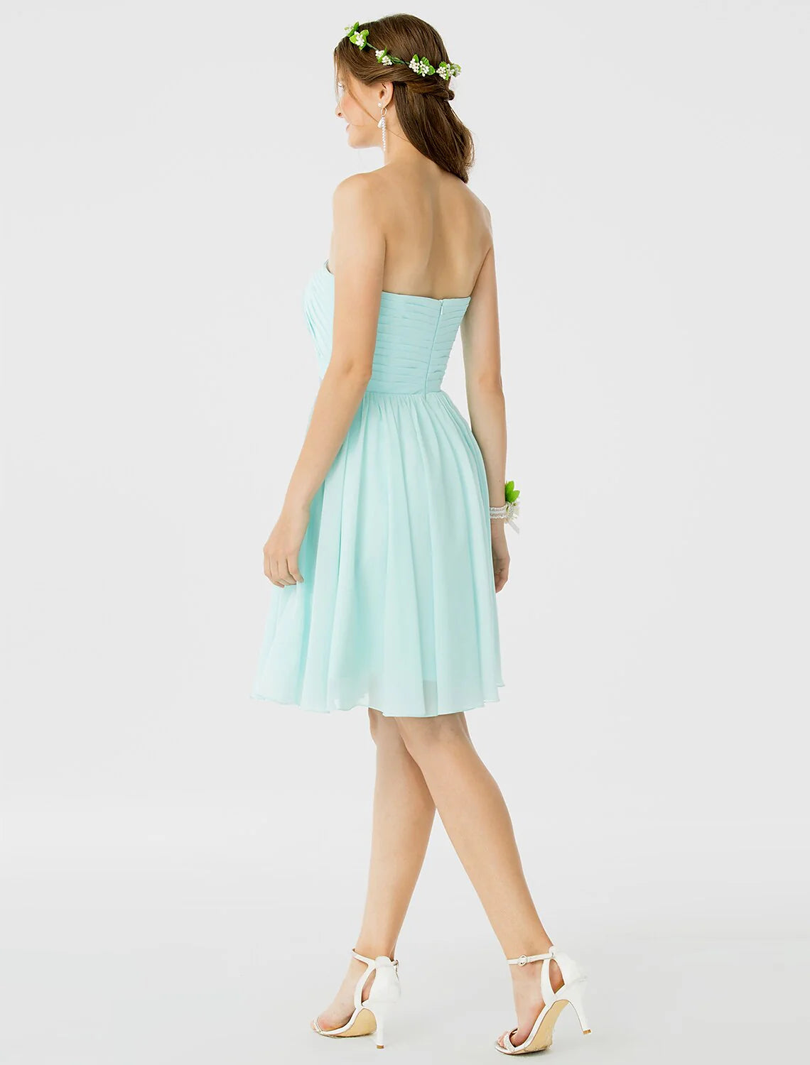 Princess / A-Line Bridesmaid Dress Notched Sleeveless Open Back Knee Length Chiffon with Ruched / Draping