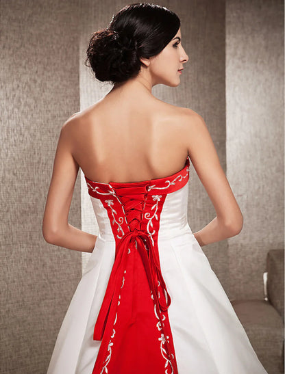 Open Back Wedding Dresses Sweep / Brush Train Ball Gown Strapless Strapless Satin With Embroidery Appliques