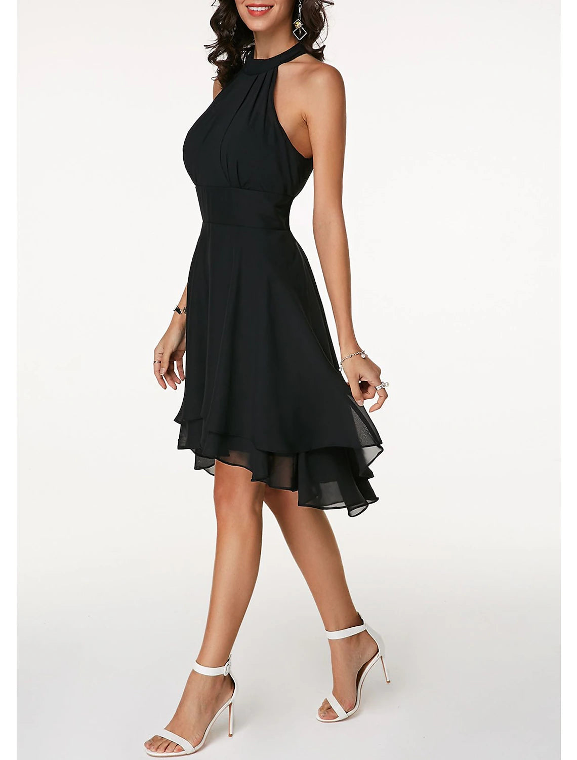 A-Line Cocktail Dresses Party Dress Engagement Knee Length Sleeveless Halter Neck Chiffon V Back with Sleek Tiered