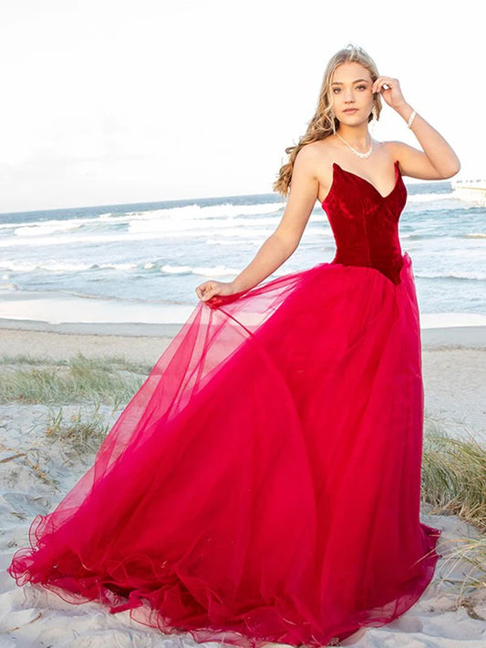 Ball Gown Sleeveless Off-the-Shoulder Applique Tulle Prom Dresses