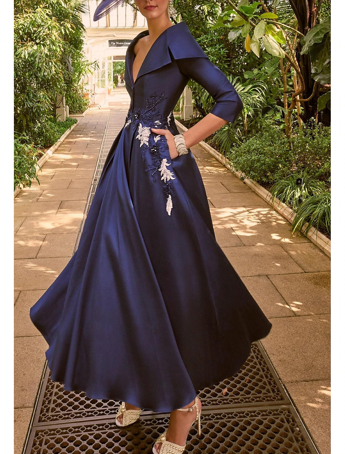 A-Line Evening Gown Elegant Dress Formal Shirt Collar Satin with Beading Embroidery Pocket